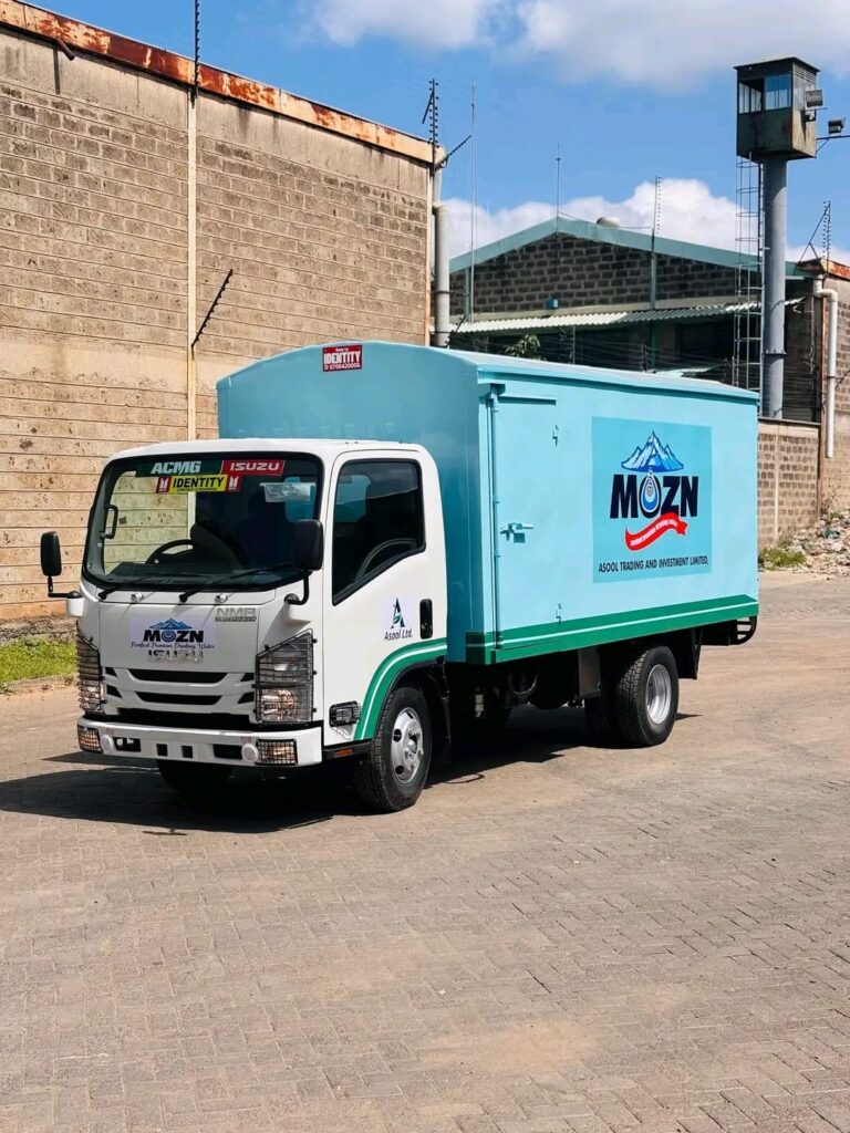 Isuzu NMR Truck